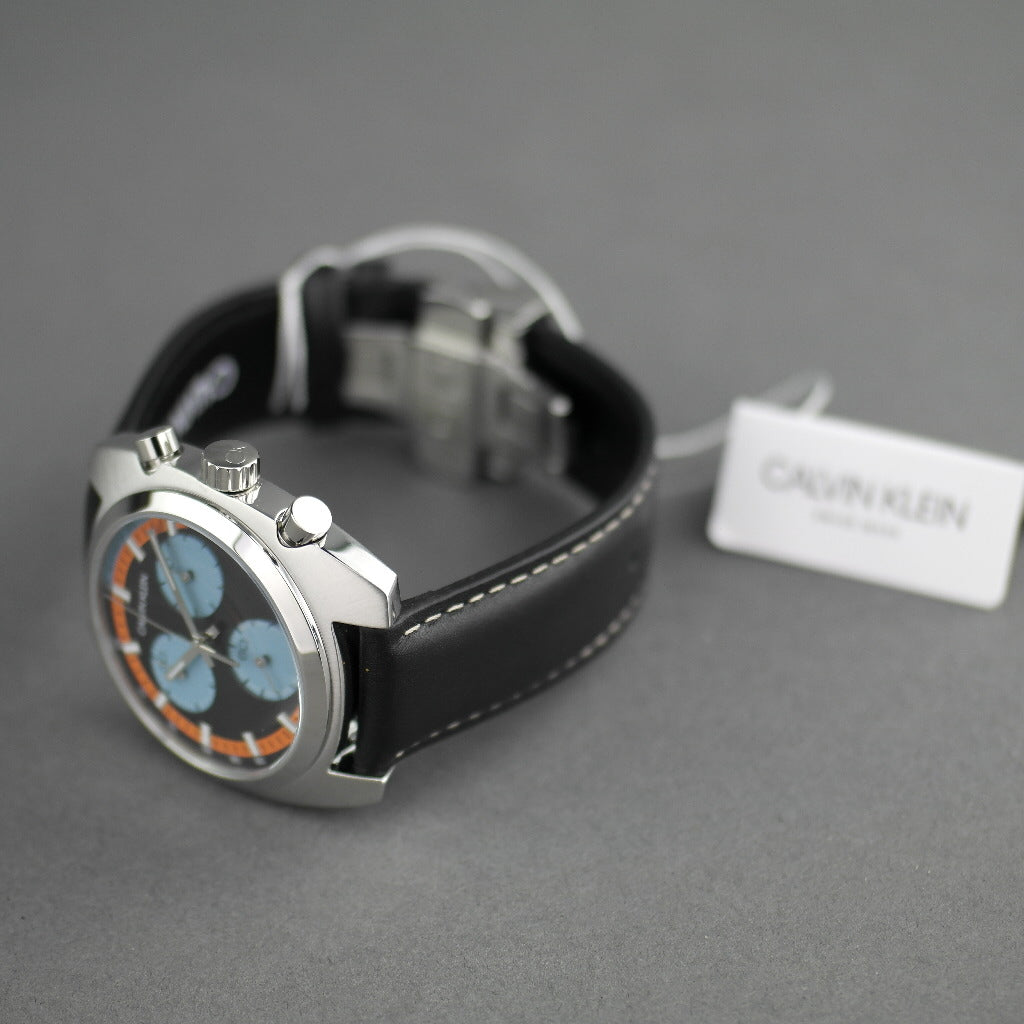 Calvin Klein Chronograph-Armbanduhr, hergestellt in der Schweiz, mit schwarzem Band