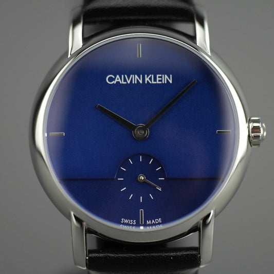 Calvin Klein Established Armbanduhr mit blauem Zifferblatt