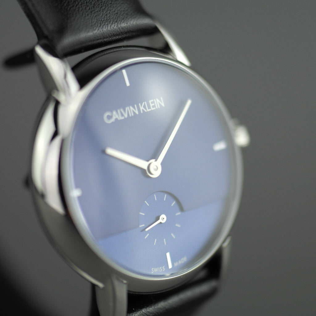 Calvin Klein Established Armbanduhr mit blauem Zifferblatt