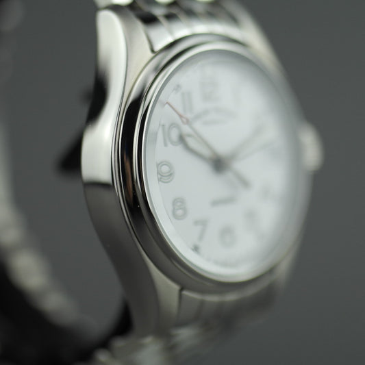 Armand Nicolet Automatische Schweizer Armbanduhr mit Edelstahlarmband