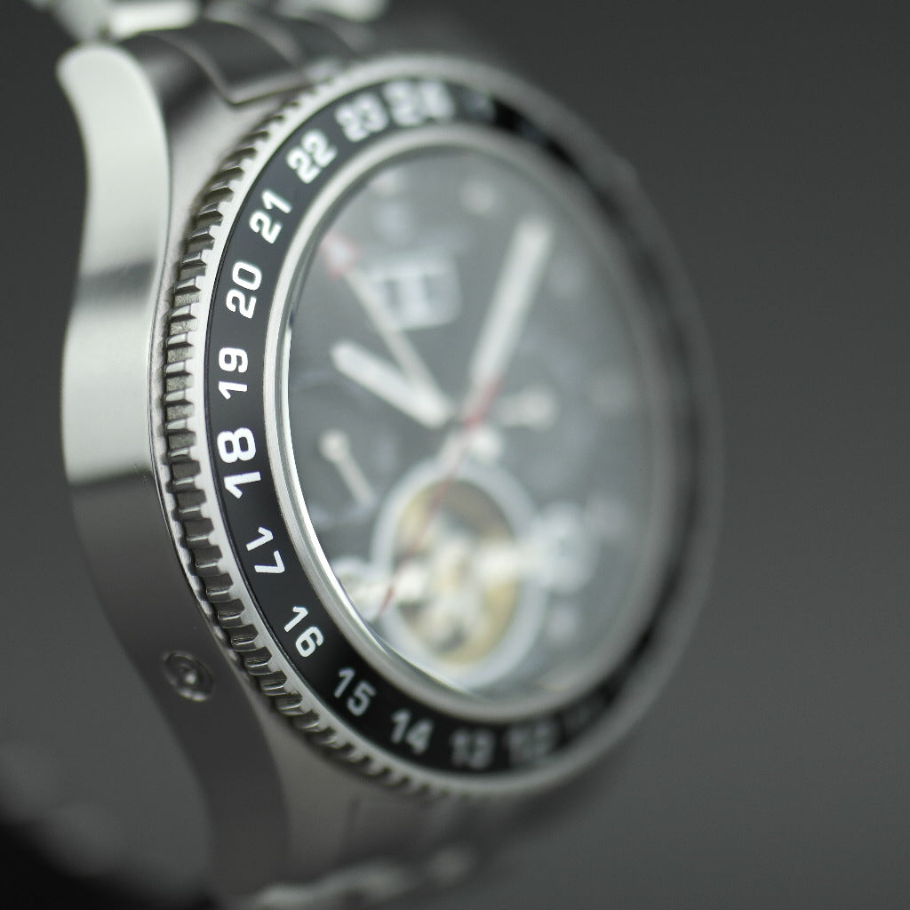 Constantin Weisz Classic Reloj de pulsera automático con corazón abierto y brazalete