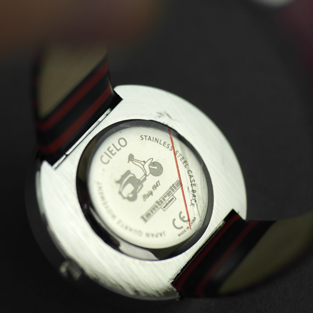 Lambretta Cielo Reloj de pulsera a rayas con correa de piel auténtica.