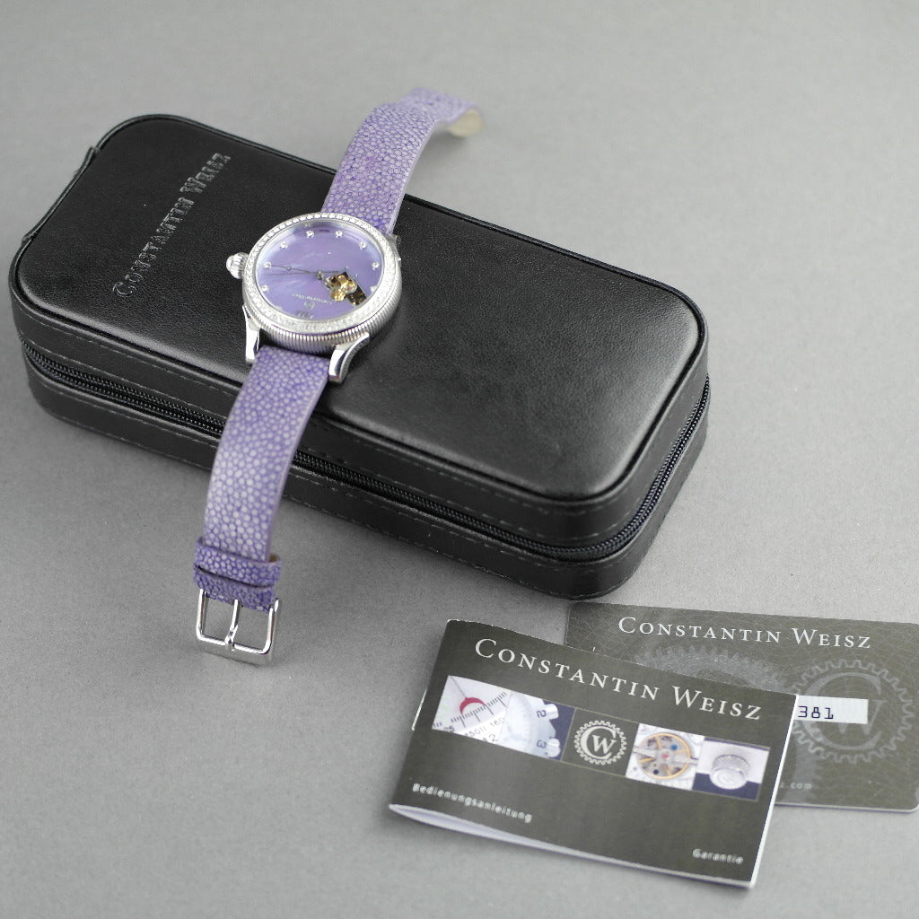 Constantin Weisz Purple Love Reloj de pulsera automático con esfera de nácar y bisel incrustado