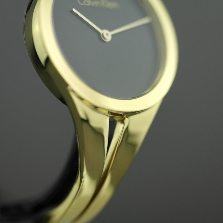 Calvin Klein Addict Reloj para mujer con brazalete chapado en oro y esfera negra 