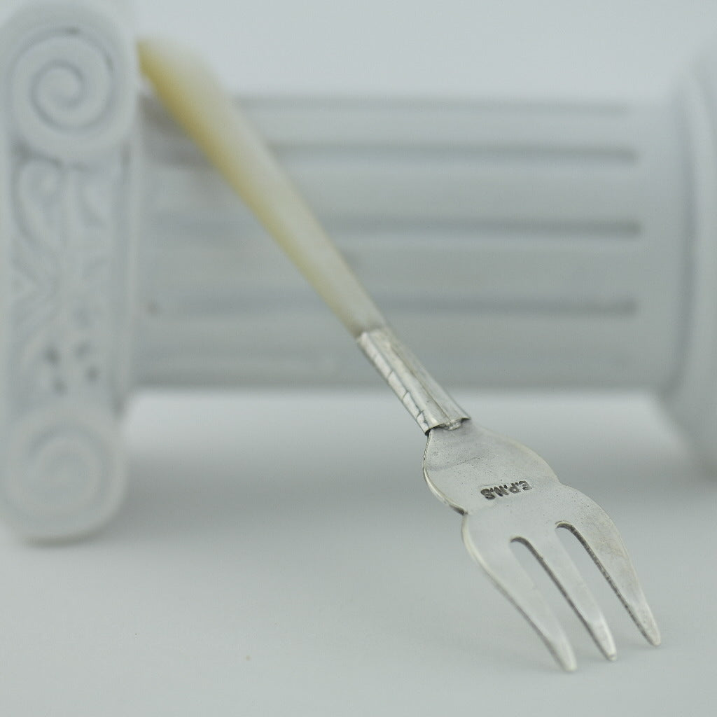 Antique silver plated fork with Nacre / Mother of pearl handle British Empire