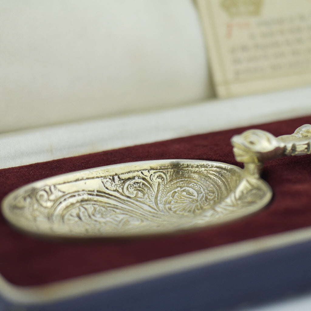 Antigua cuchara de unción de plata maciza de 1936 de 245 mm fabricada por Charles Edwin Turner en Birmingham