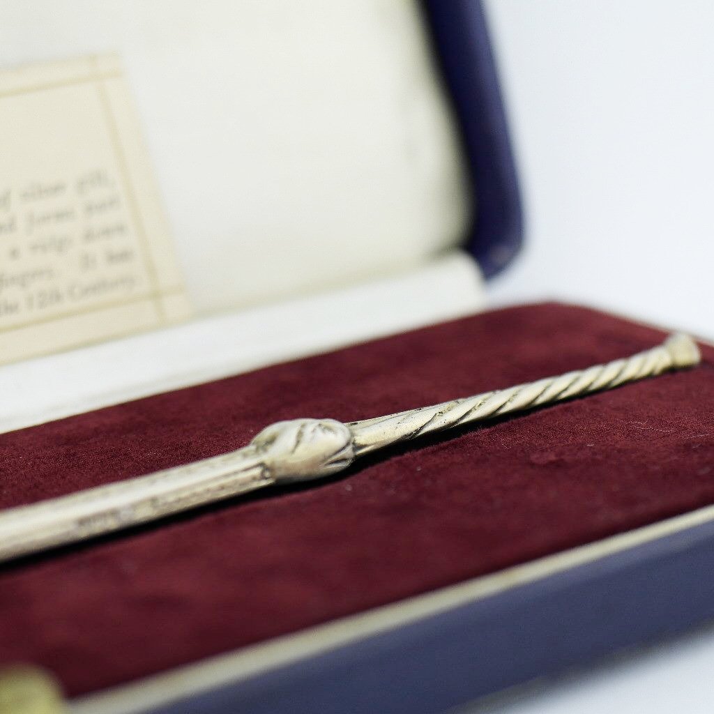 Antigua cuchara de unción de plata maciza de 1936 de 245 mm fabricada por Charles Edwin Turner en Birmingham