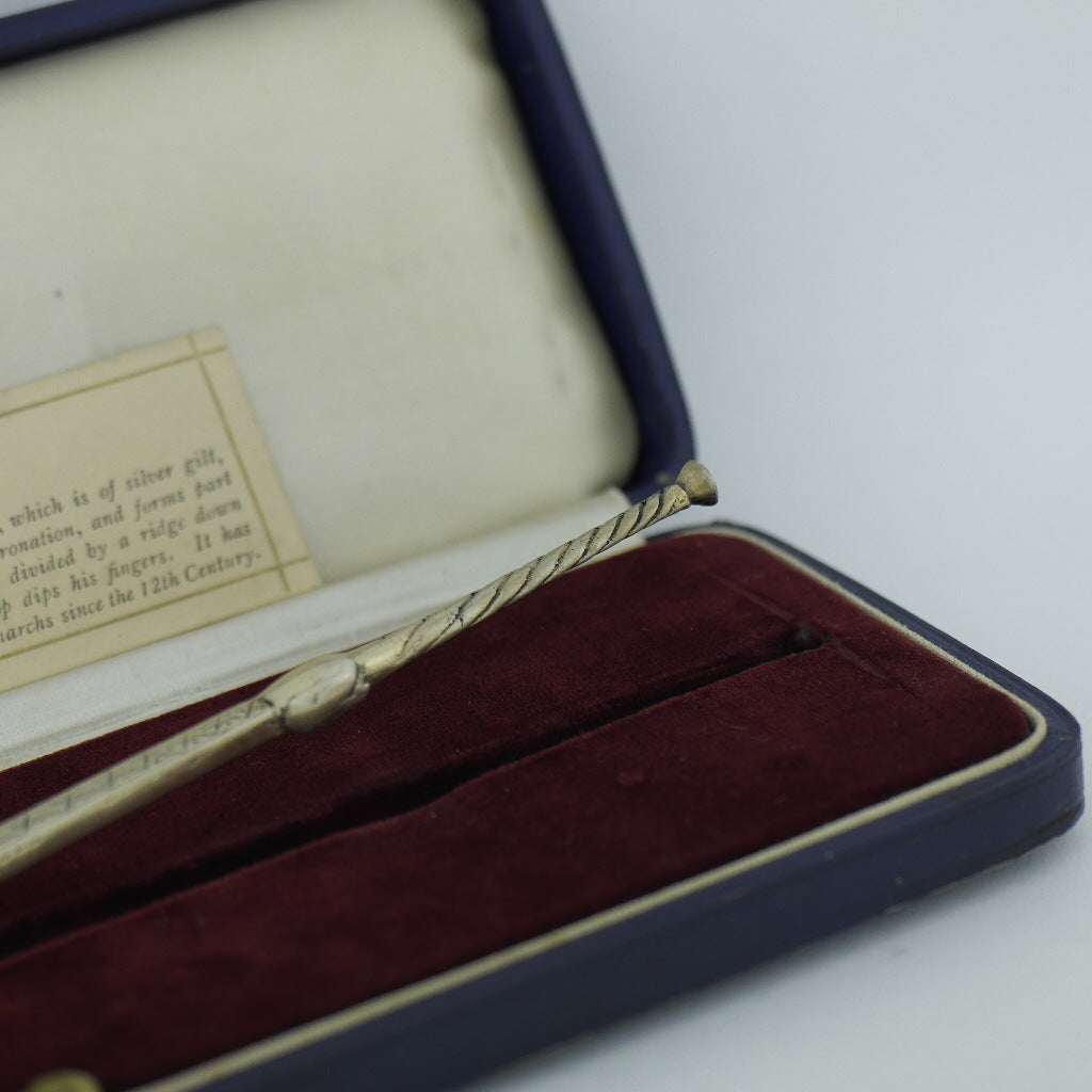 Antigua cuchara de unción de plata maciza de 1936 de 245 mm fabricada por Charles Edwin Turner en Birmingham