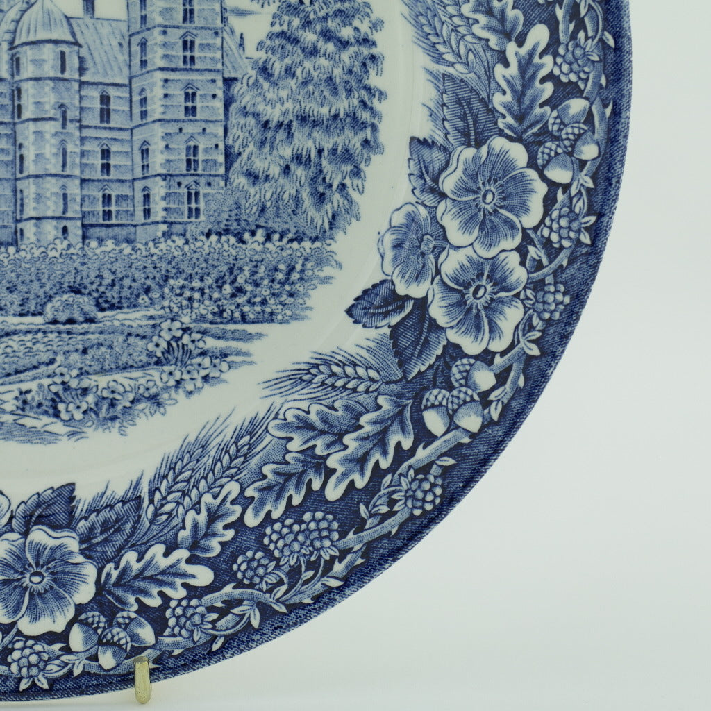 Vintage 1978 pottery plate ROSENBORG SLOT Denmark Royal Decor