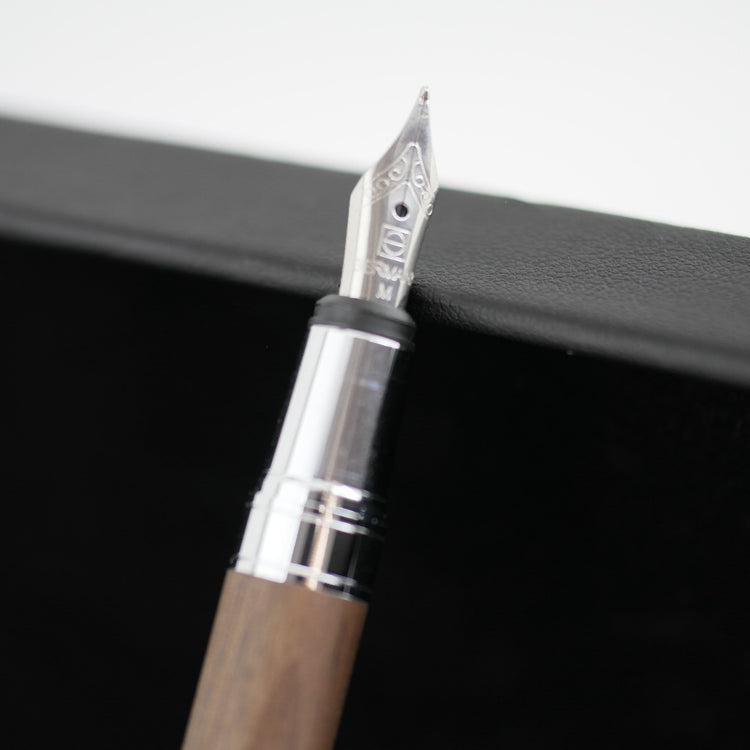 Senator Tizio 6252 Walnut wood Fountain pen in genuine box