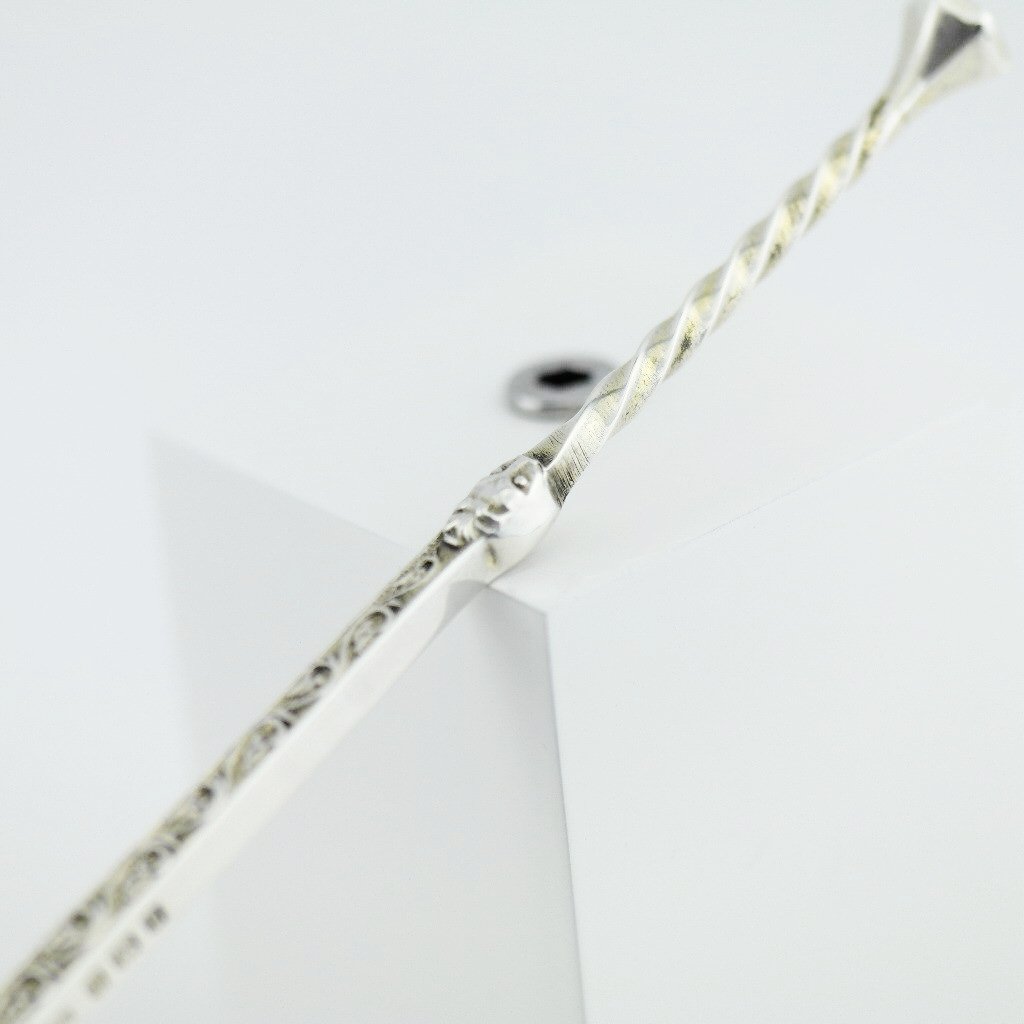 Cuchara de unción antigua de plata de ley de 1901 de 23 cm fabricada por Gourdel Vales en Birmingham