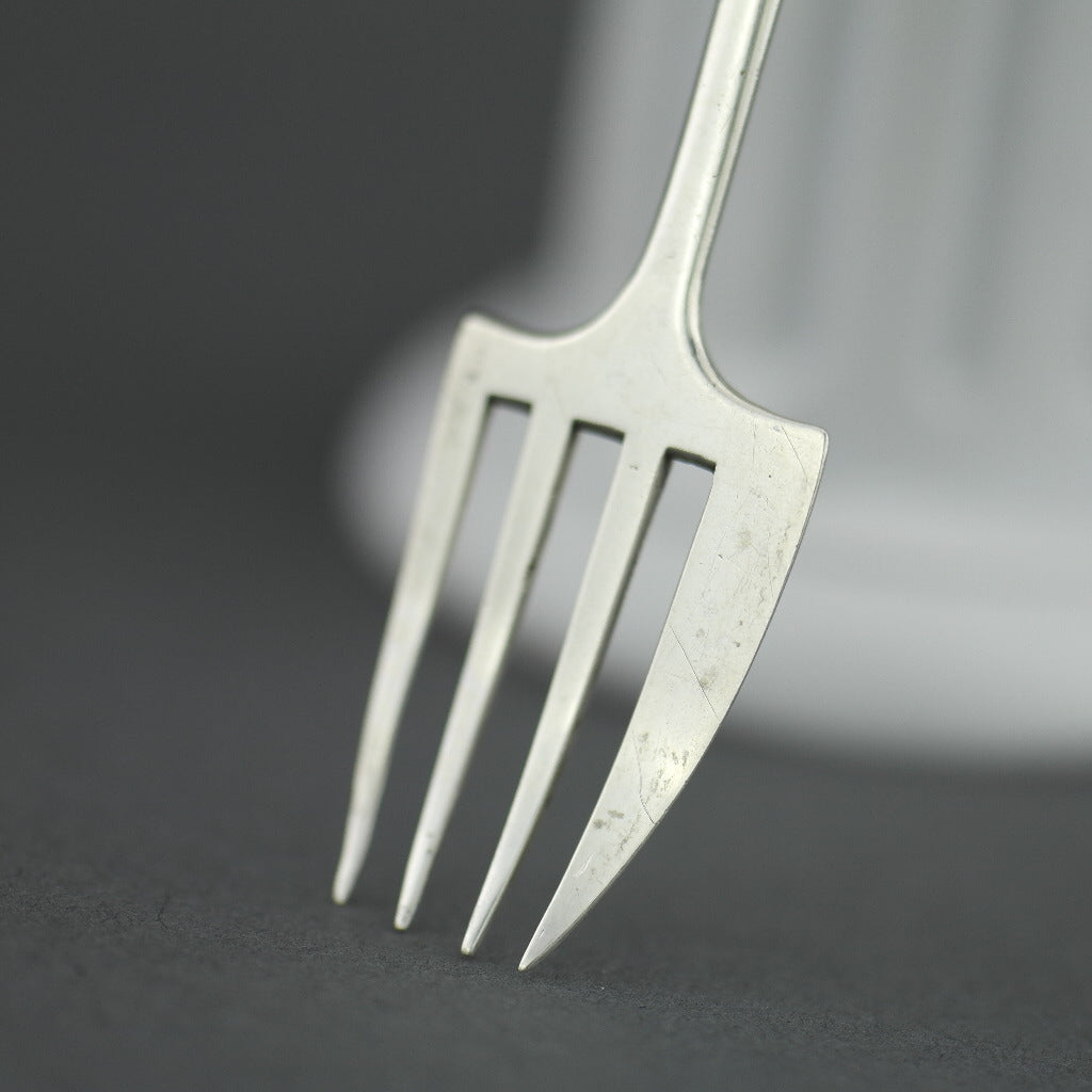 Antike Gabel aus Sterlingsilber aus dem Jahr 1838 mit Perlmutt-MOP-Griff, Birmingham 