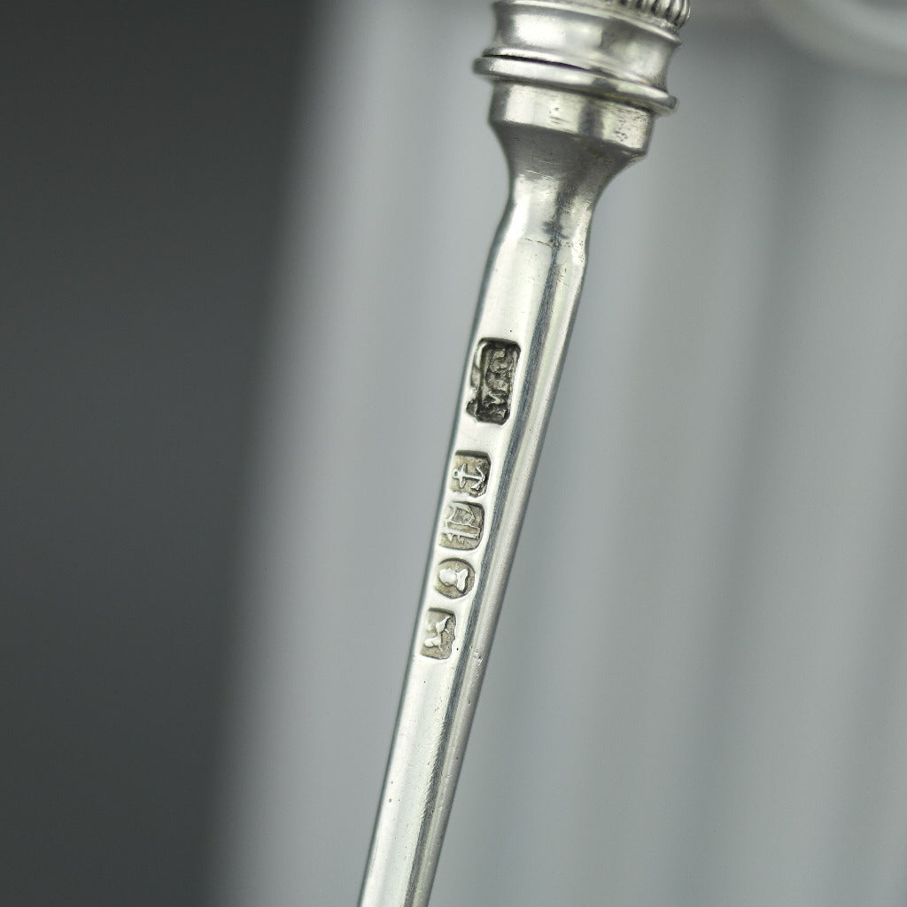 Antike Gabel aus Sterlingsilber aus dem Jahr 1838 mit Perlmutt-MOP-Griff, Birmingham 