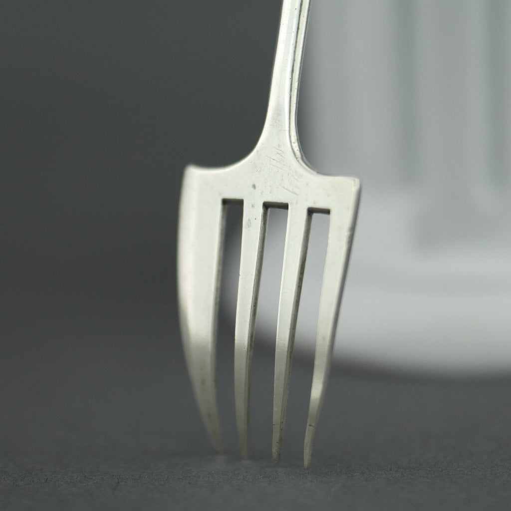 Antike Gabel aus Sterlingsilber aus dem Jahr 1838 mit Perlmutt-MOP-Griff, Birmingham 