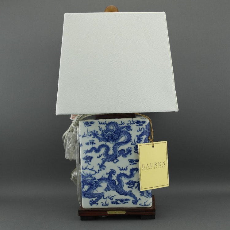 Ralph Lauren Chinesische Porzellan-Drachen-Tischlampe in Blau und Weiß von Meredith
