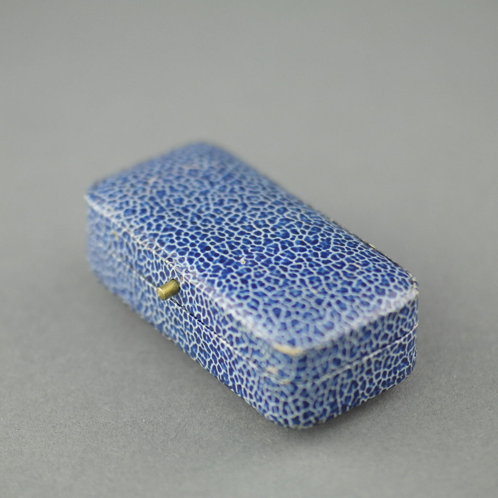 Caja azul antigua para tachuelas de vestir Imperio Británico Manchester WB Pidduck &amp; Son