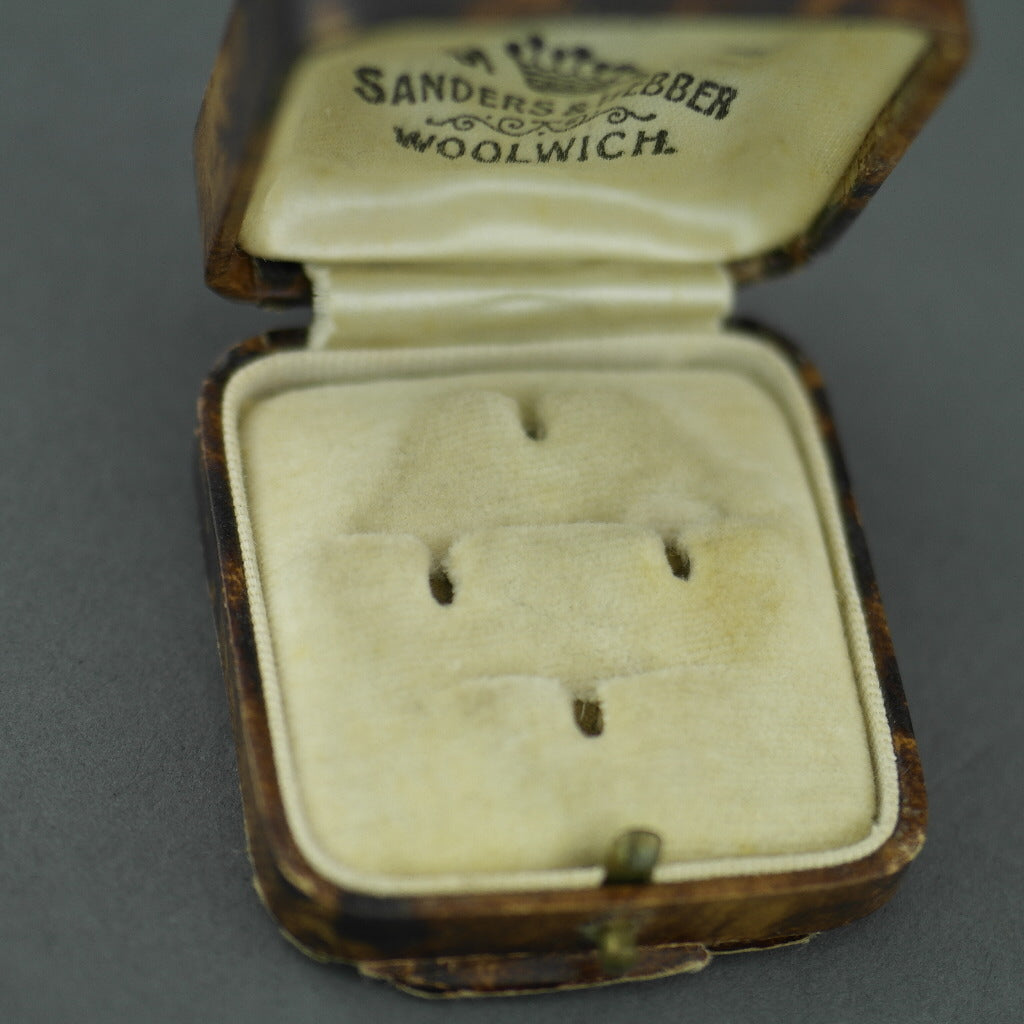 Caja antigua para tachuelas de vestir Imperio Británico Woolwich Sanders y Webber