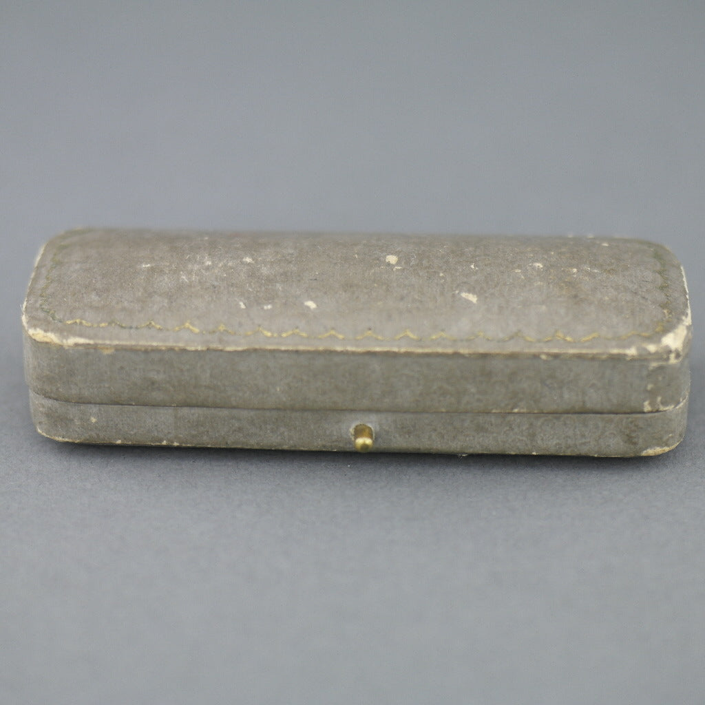 Caja antigua para broche hecha en el Londres del Imperio Británico para Mikara Pearl Company