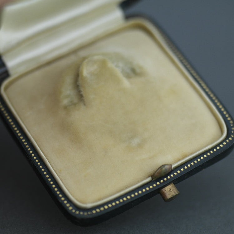 Antike Lederbox für Ring aus Frankreich Despinoy Rocques DOUAI