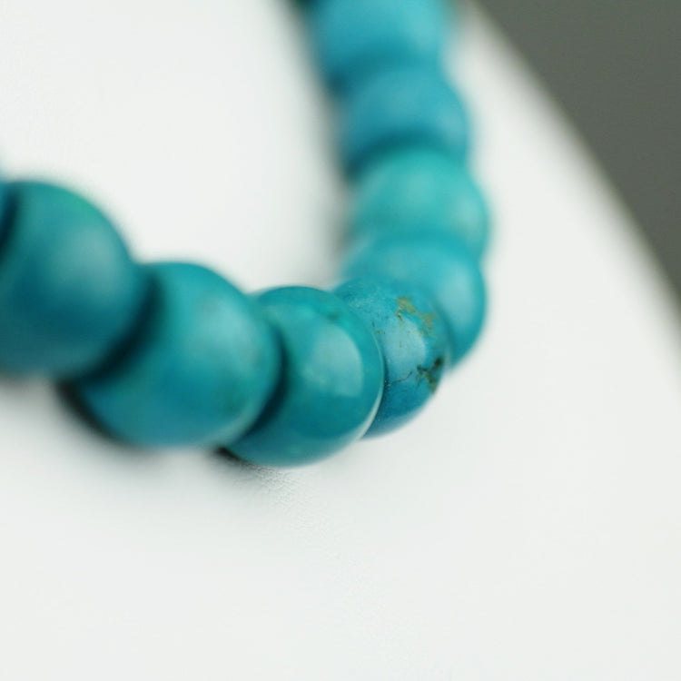 Limited Edition 550ct Turquoise beads 18" Necklace with sterling silver clasp and Certificate