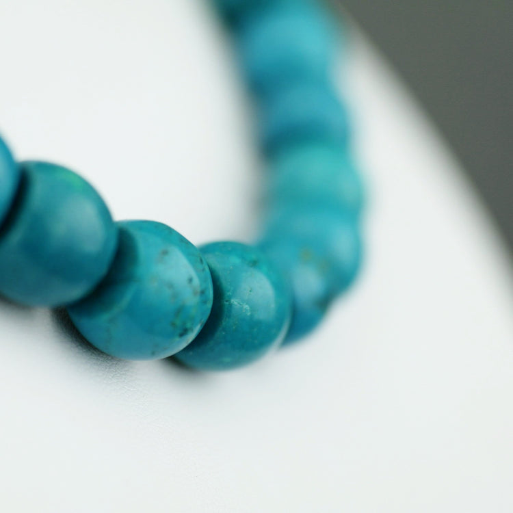 Limited Edition 550ct Turquoise beads 18" Necklace with sterling silver clasp and Certificate