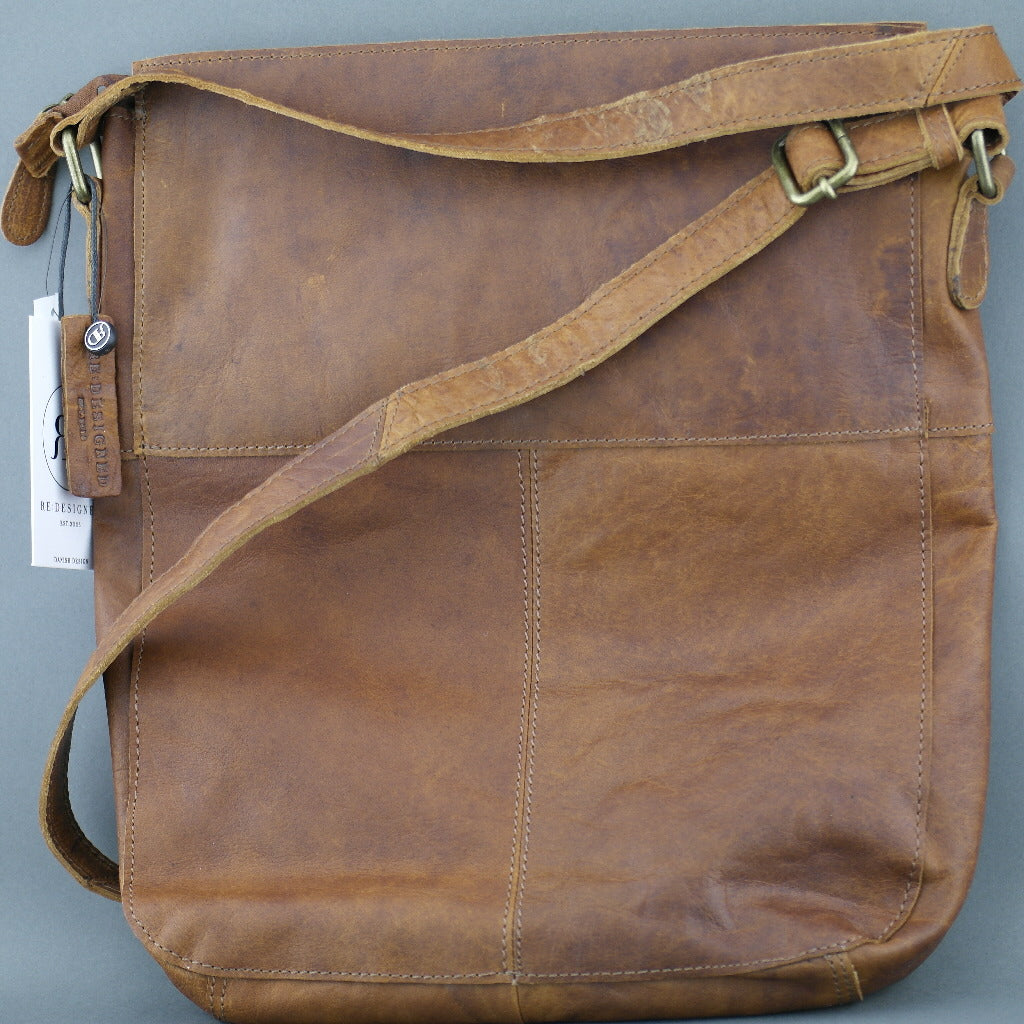 Danish Design Re Designed EST 2003 Umhängetasche aus echtem Leder