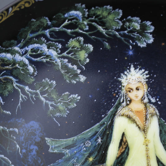 La doncella de nieve, cuentos rusos Plato de porcelana de Kholui Art Studio, Decoración de pared