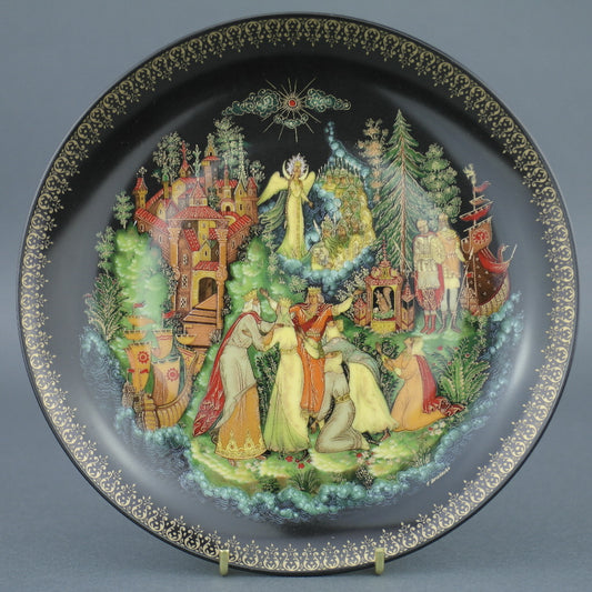 Tsar Saltan, Russian tales plate from Vinogradoff porcelain, Wall Decor