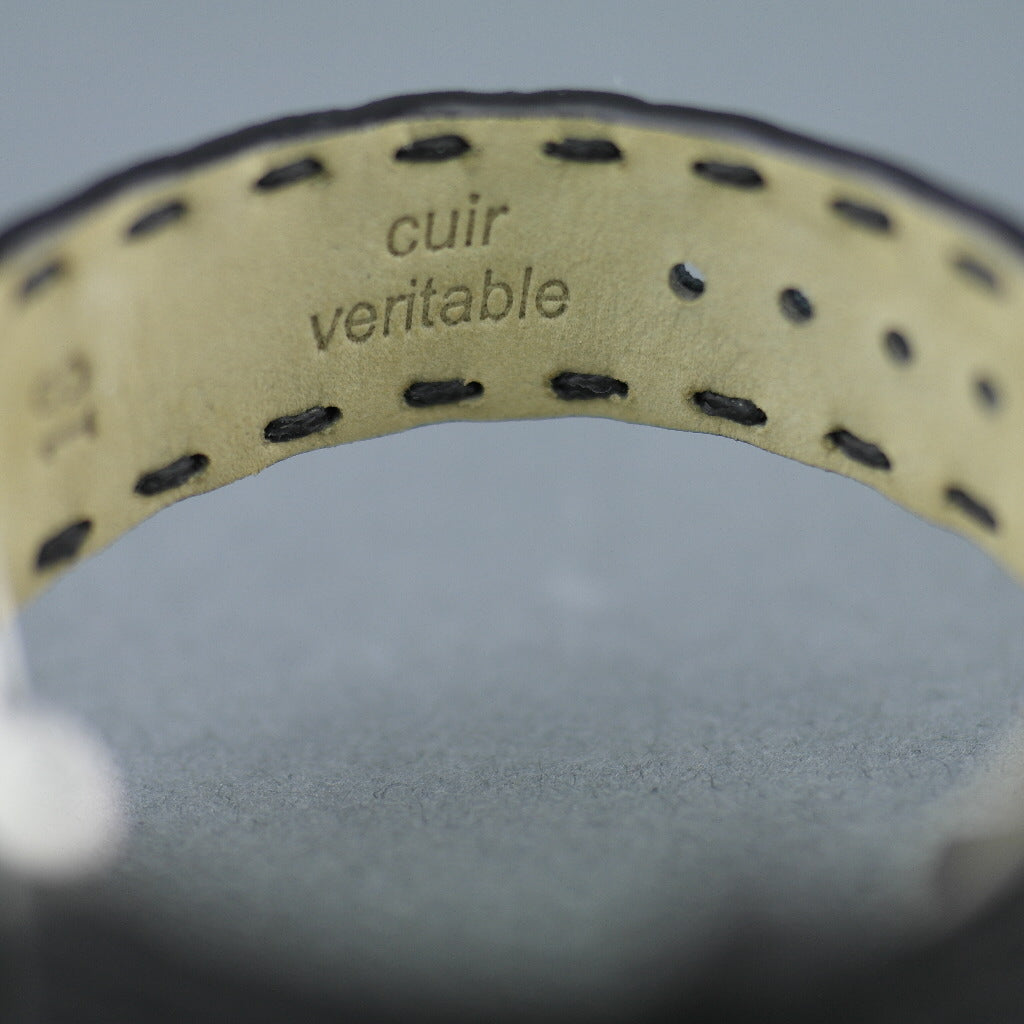 Fendi Selleria Schweizer Armbanduhr mit Perlmuttzifferblatt und Lederarmband