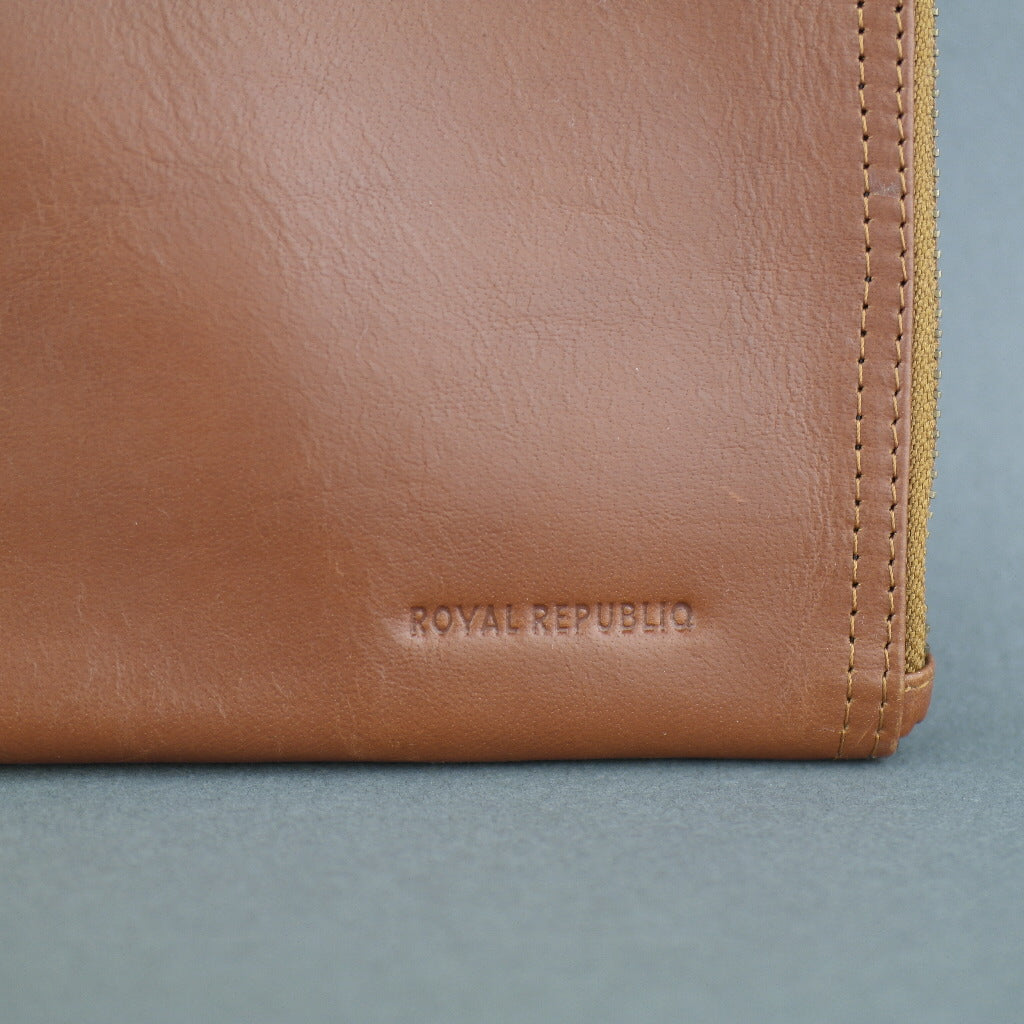 Royal Republiq Tenacity Laptop-Hülle aus echtem Leder