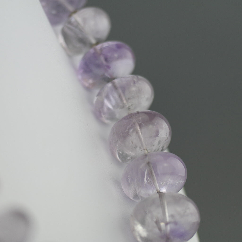 Stilvolle, riesige Silberkette mit Kristallperlen im Lila-Amethyst-Stil