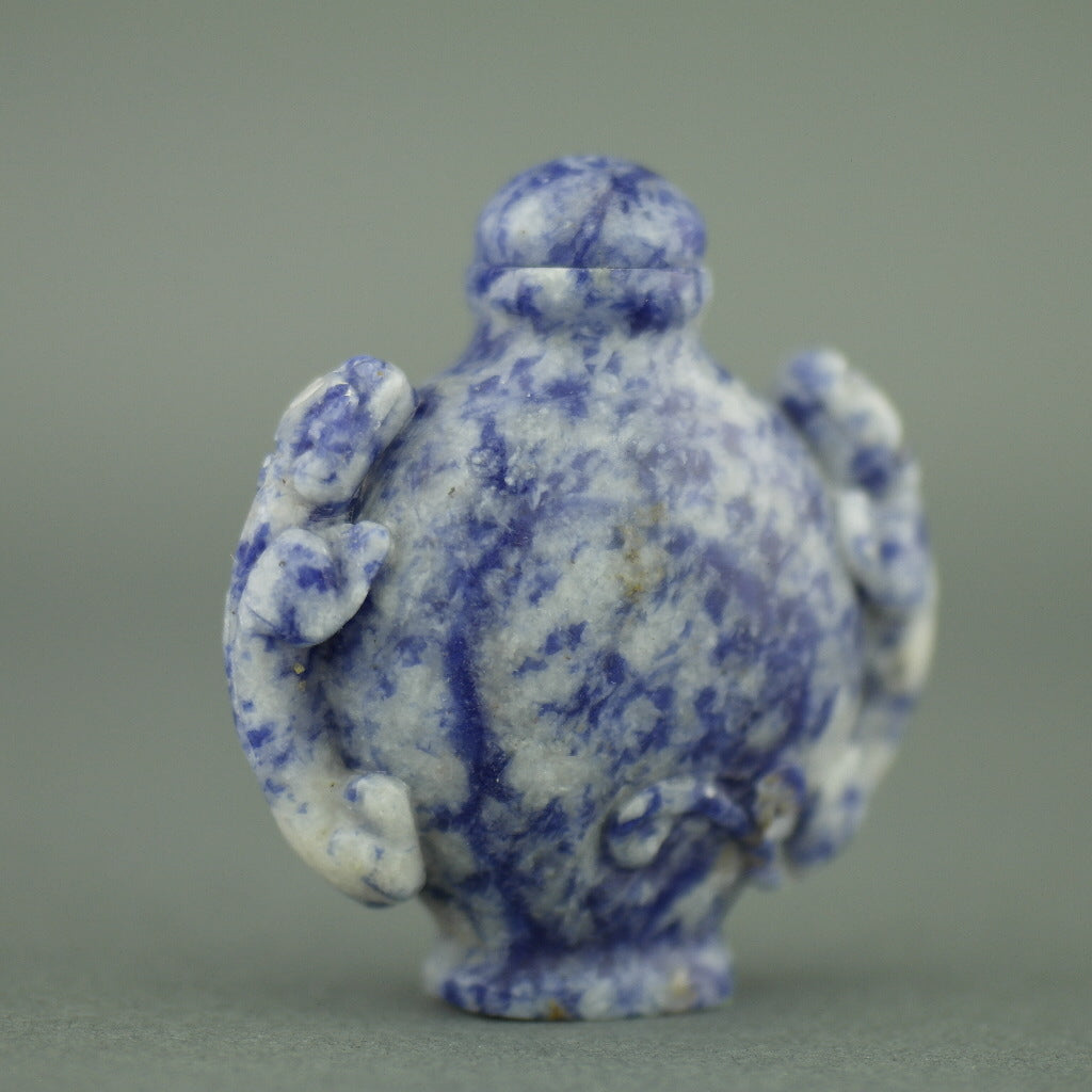 Impresionante botella de rapé de lapislázuli con leopardos