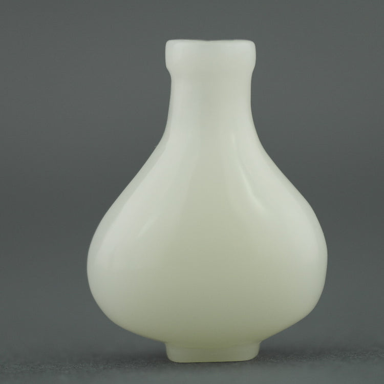 Sammlerstück aus weißer Jade-Schnupftabakflasche