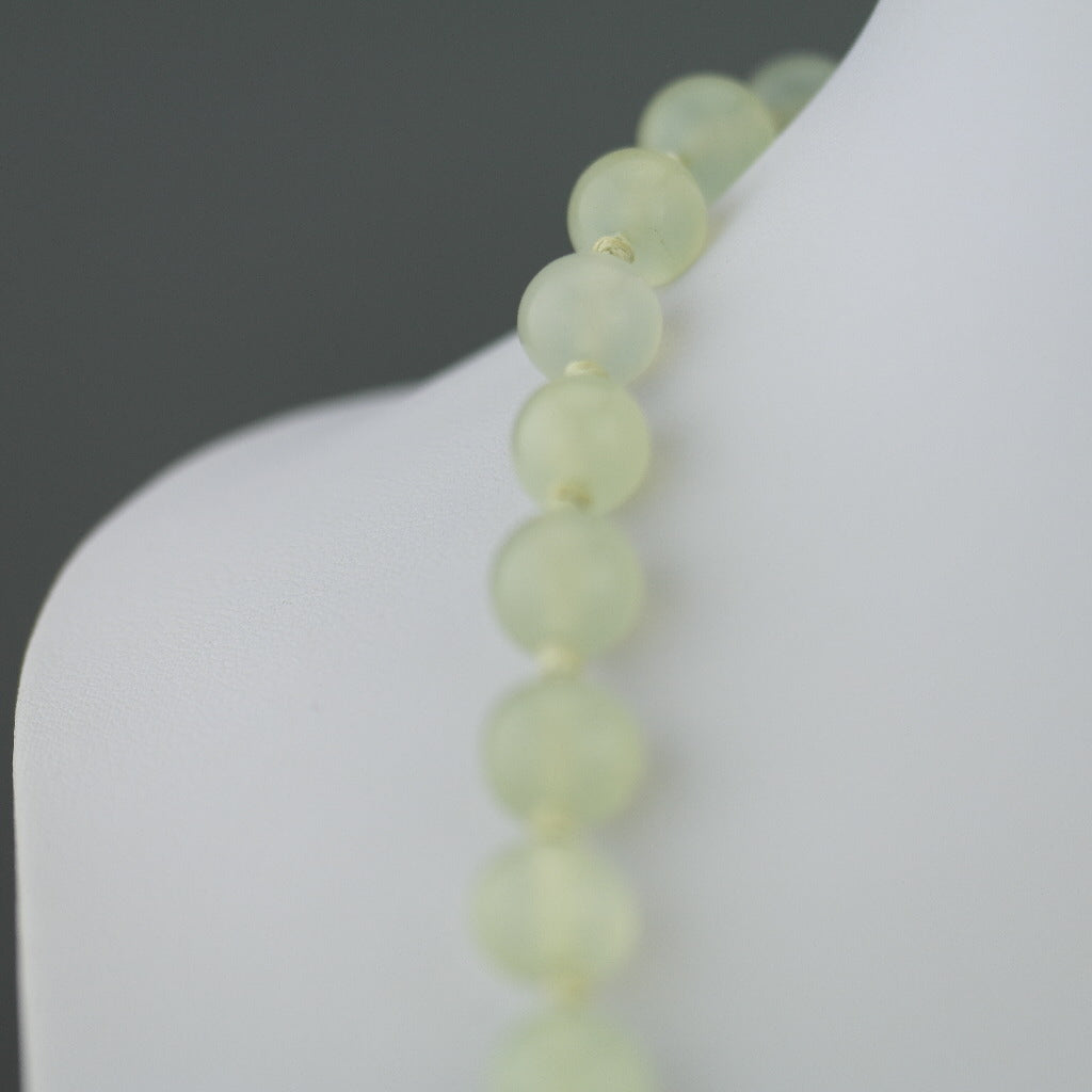 Antique elegant Celadon Jade round beads knotted necklace with gold plated silver clasp