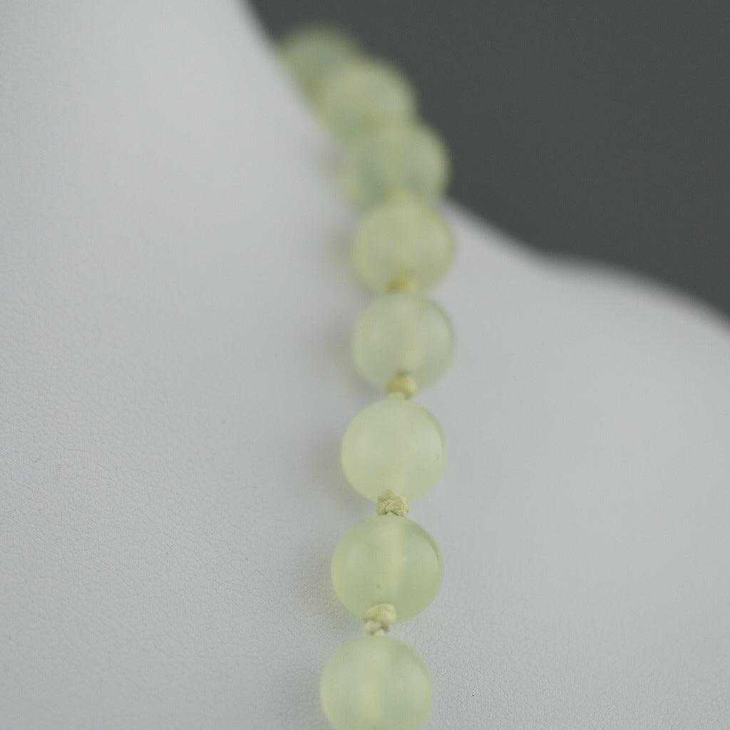 Antique elegant Celadon Jade round beads knotted necklace with gold plated silver clasp