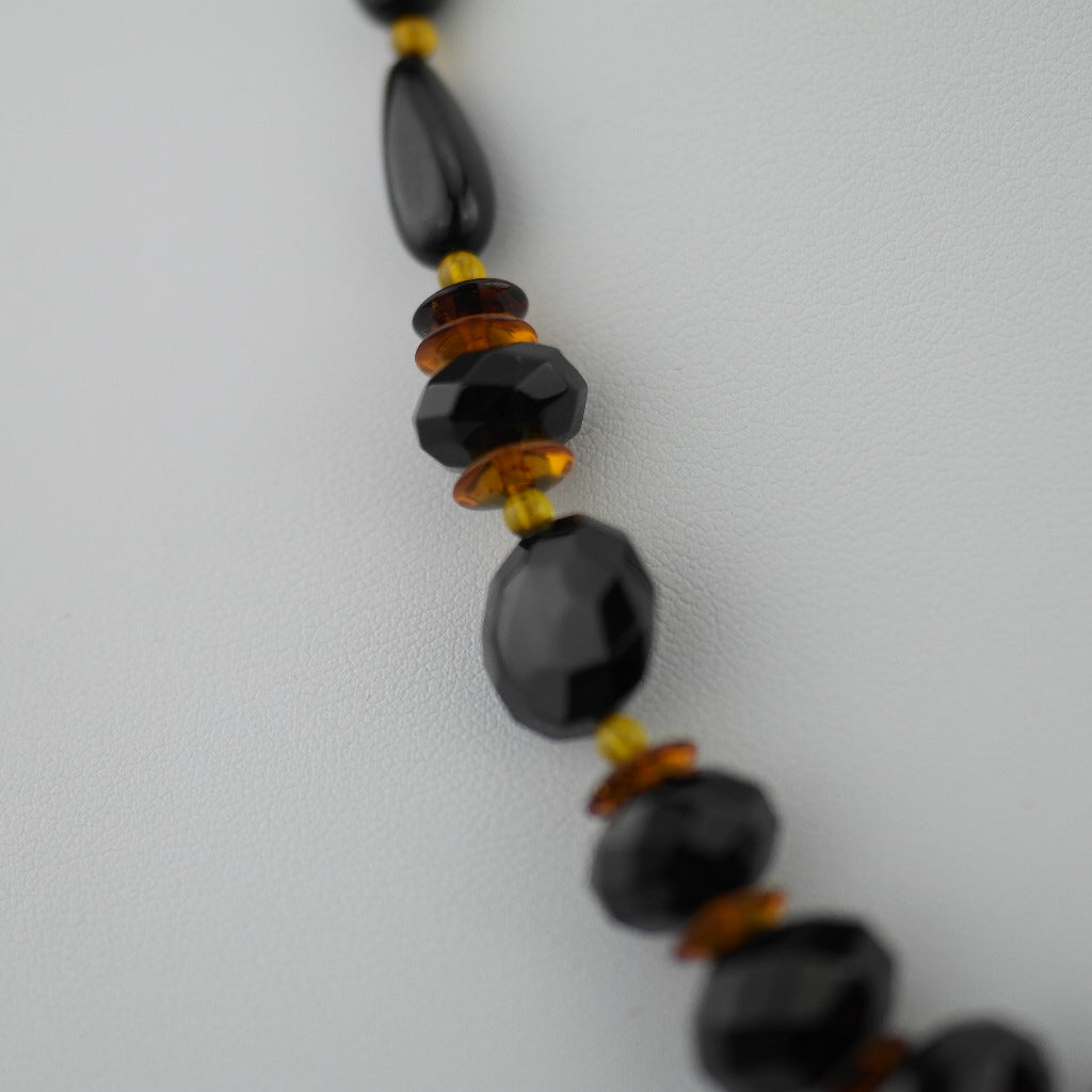 Elegant German Baltic Amber shaped beads necklace
