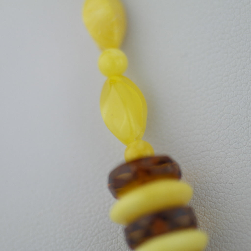 Elegant German Genuine Baltic Amber shaped beads necklace