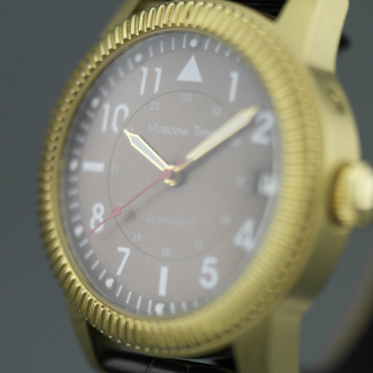 Automatische Armbanduhr „Moscow Time“ mit offenem Herzen und echtem Lederarmband