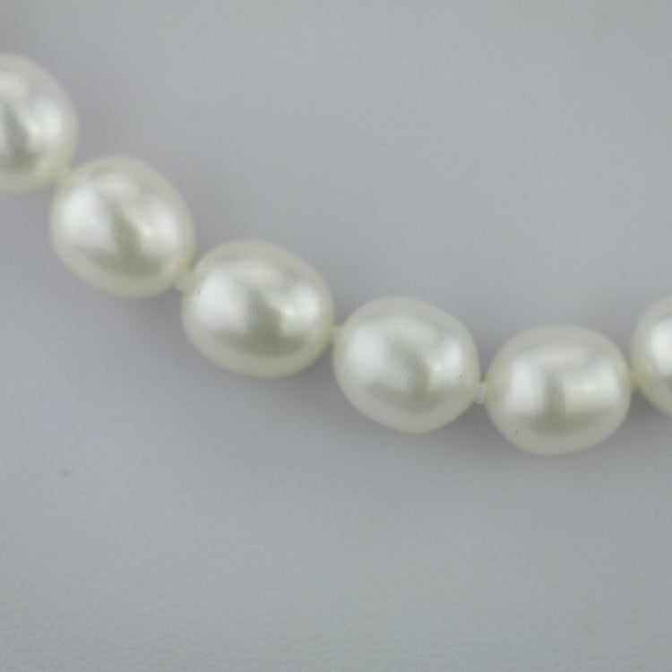 Kyoto Pearls-Halskette mit zweifarbigem 9-Karat-Goldverschluss