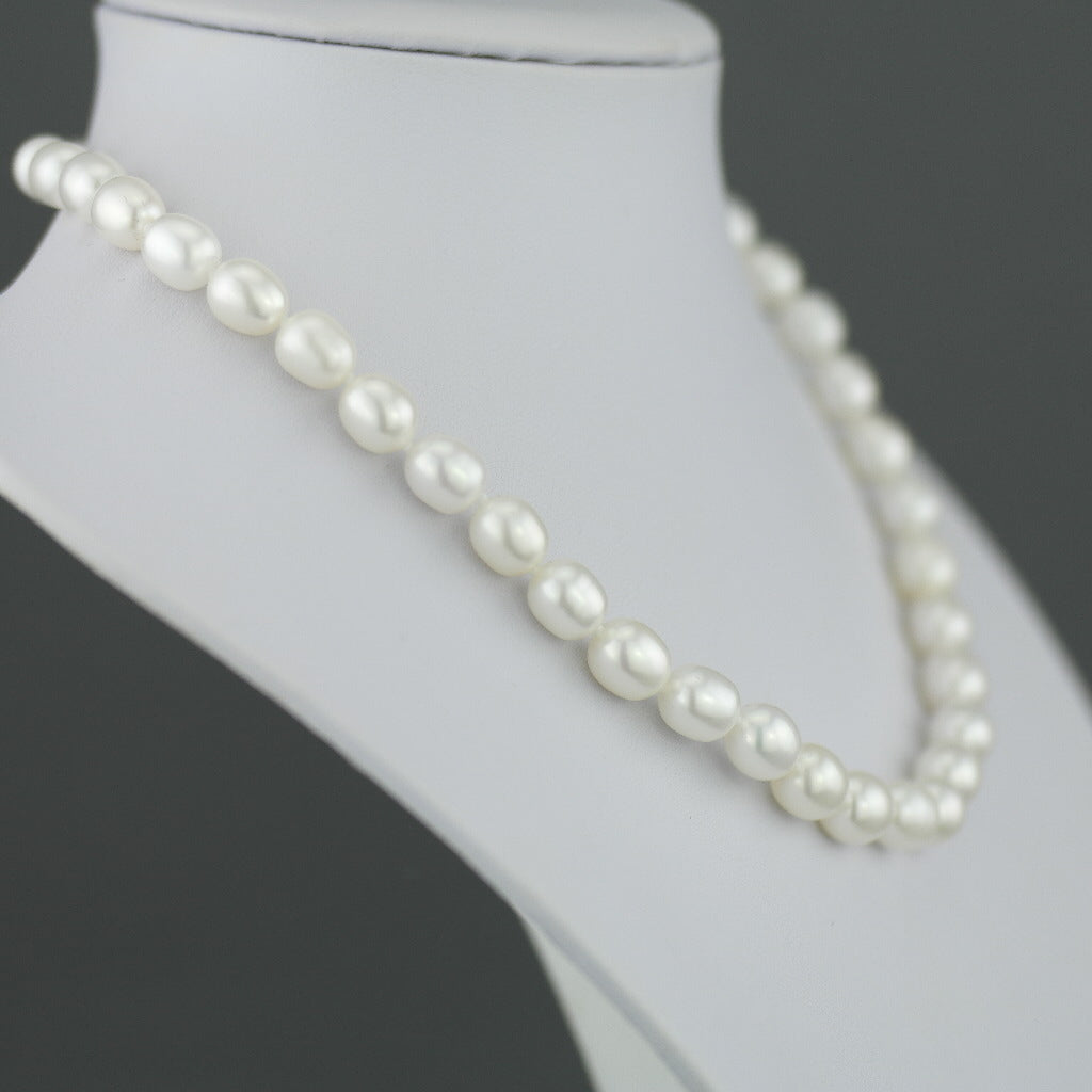 Collar Kyoto Pearls con cierre bicolor en oro de 9 quilates
