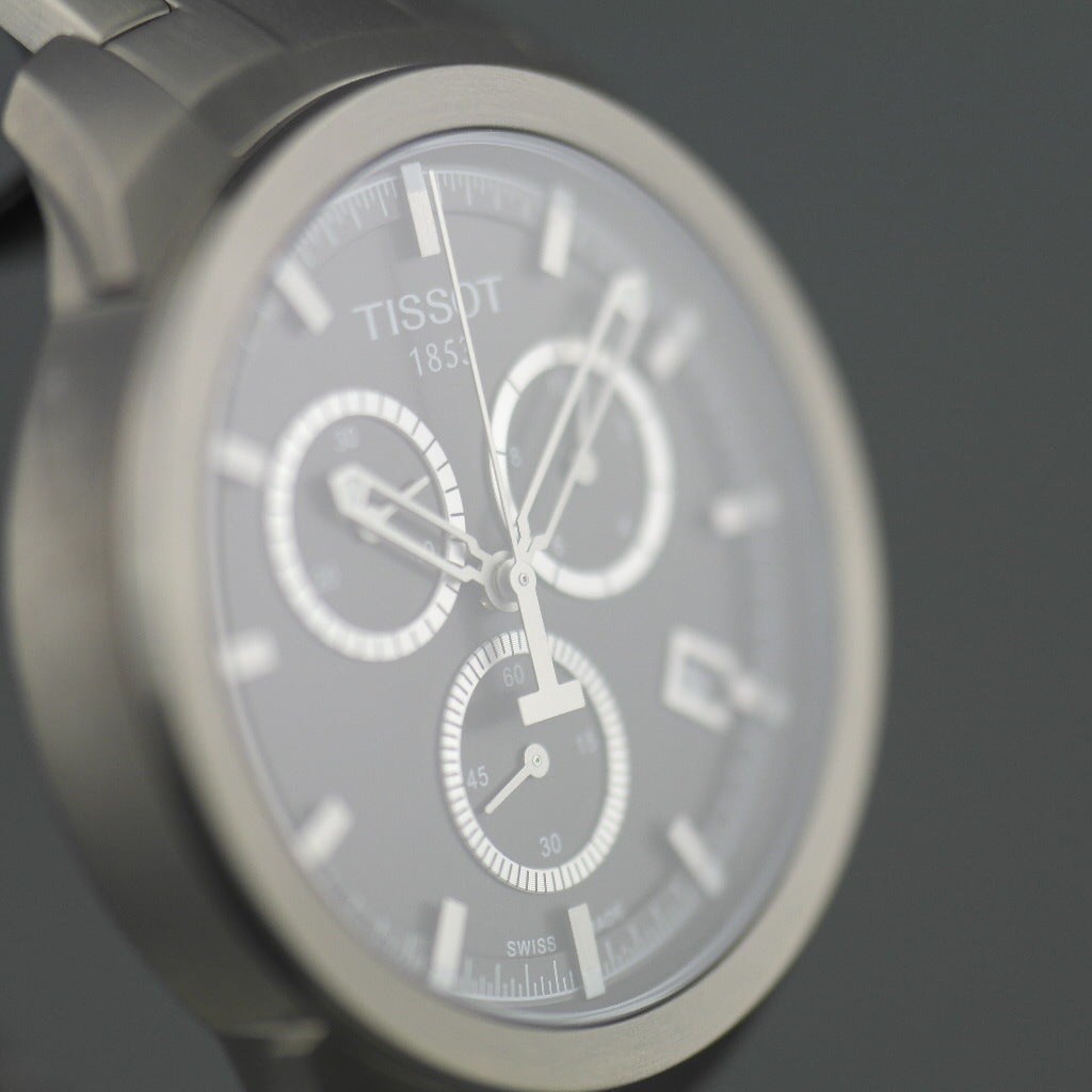 Tissot T-Sport Titanium Datum Chronograph Herrenarmbanduhr mit anthrazitfarbenem Zifferblatt
