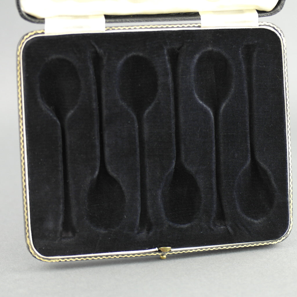 Caja antigua para cucharas de té y café fabricada en el Imperio Británico Imperial.