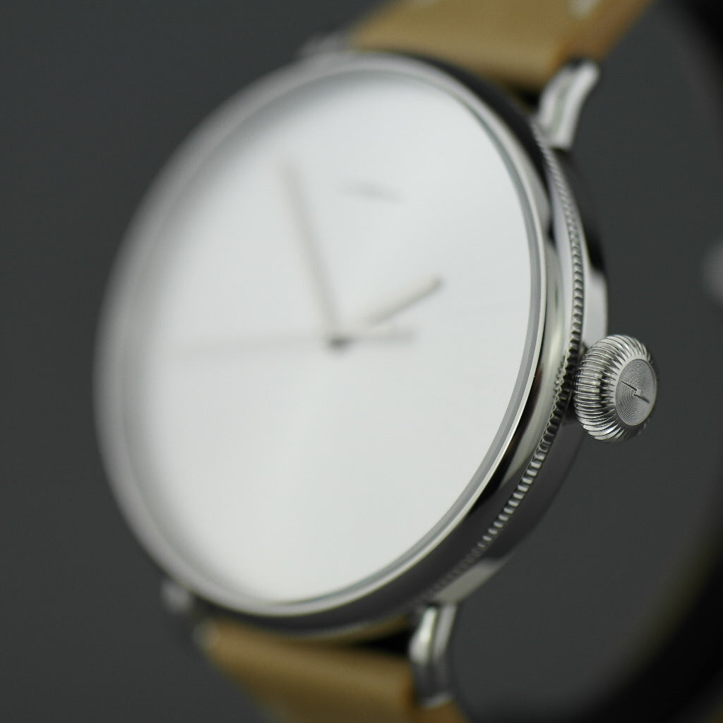 Shinola 43mm Men's wrist watch The Canfield Bold with natural leather strap