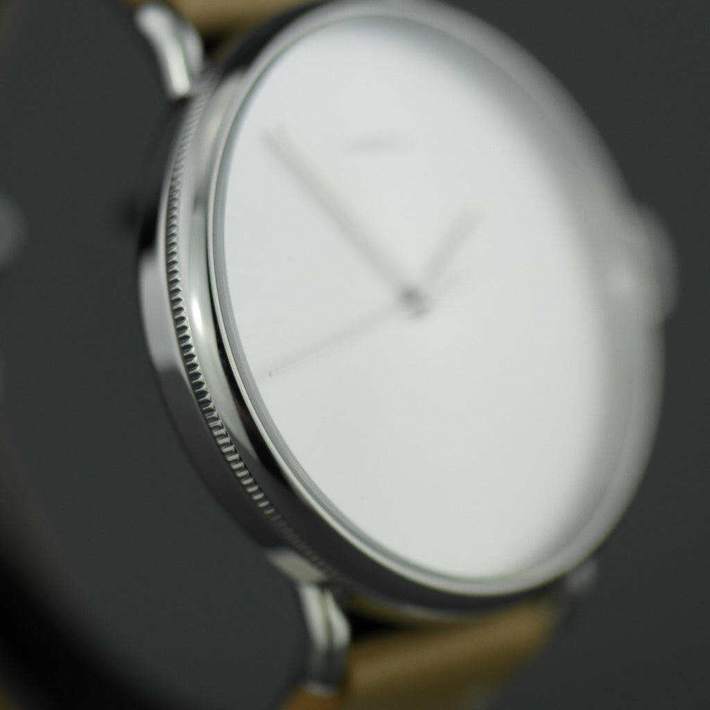 Shinola 43mm Men's wrist watch The Canfield Bold with natural leather strap