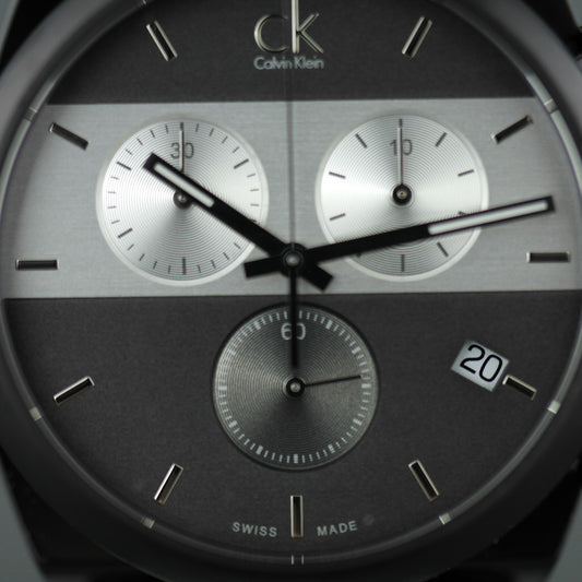 Calvin Klein Herrenarmbanduhr Swiss Chronograph mit schwarzem Stoffband