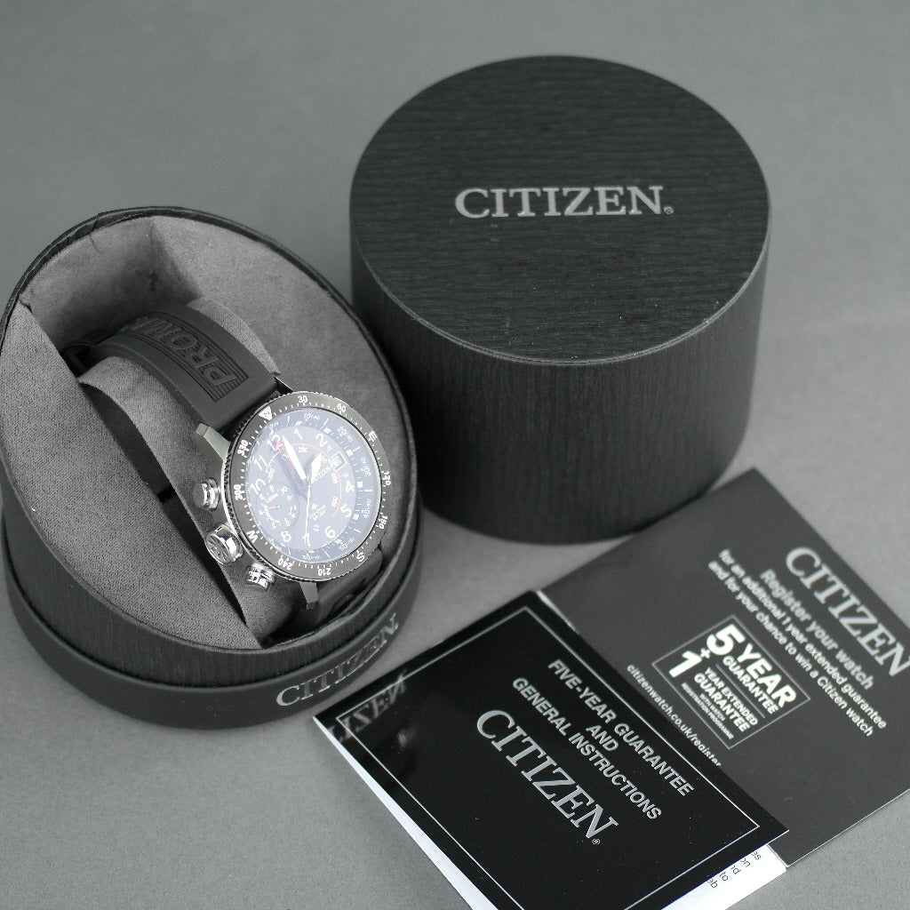 Citizen Promaster Altichron Herrenarmbanduhr mit Silikonarmband