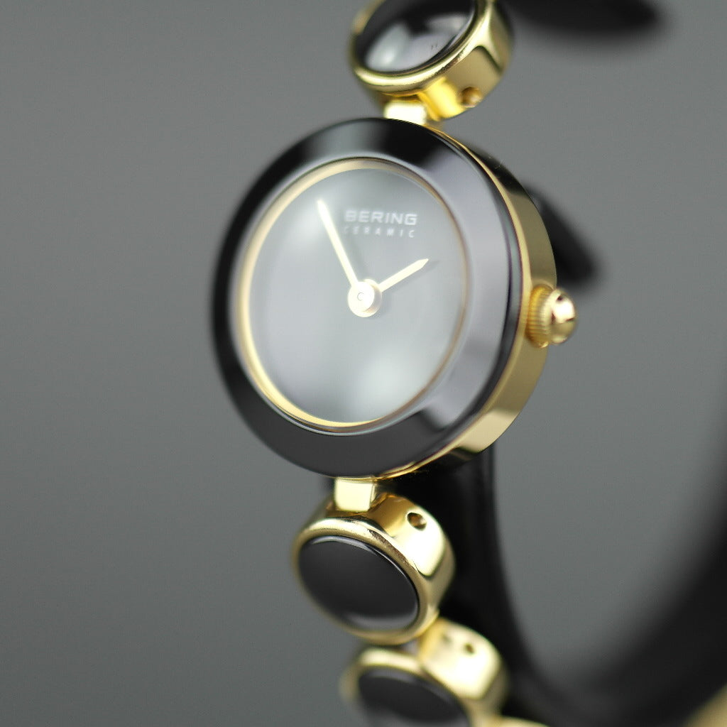 Bering Time Women's Ceramic Watch XS Analog Quartz