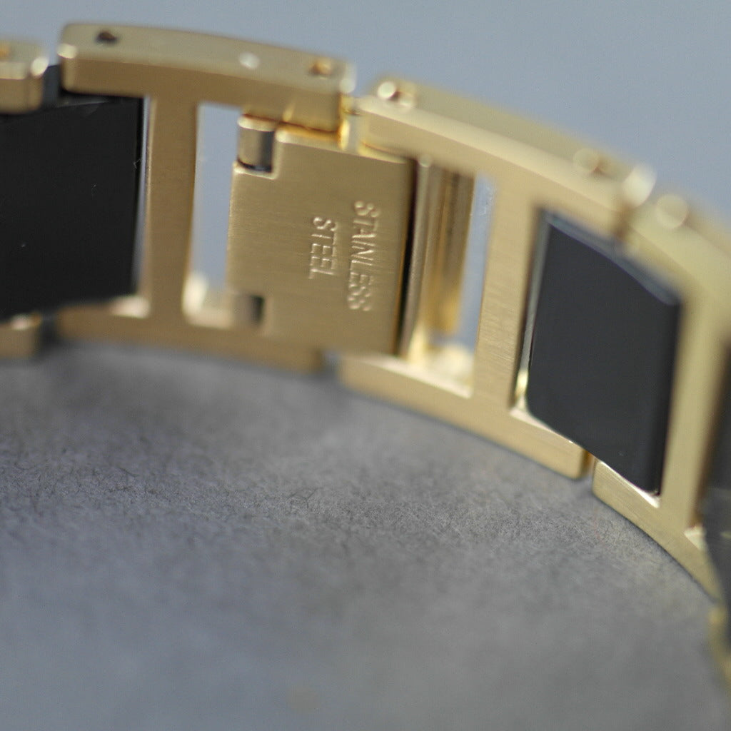 BERING Reloj Analógico de Cuarzo para Mujer con Correa en Acero Inoxidable