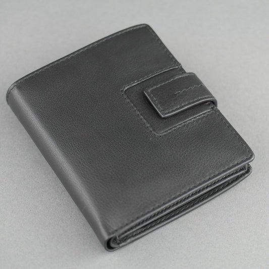 Bodenschatz Germany black goat leather wallet card holder