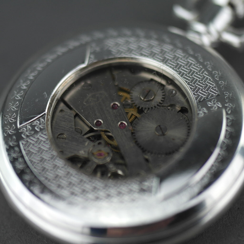 Half Hunter versilberte Taschenuhr mit arabischen Ziffern